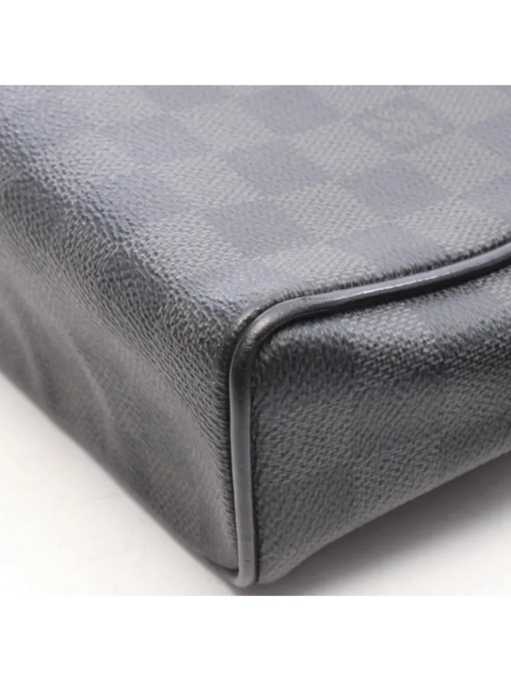 Louis Vuitton Shoulder Bag District PM NM Damier Graphite Leather